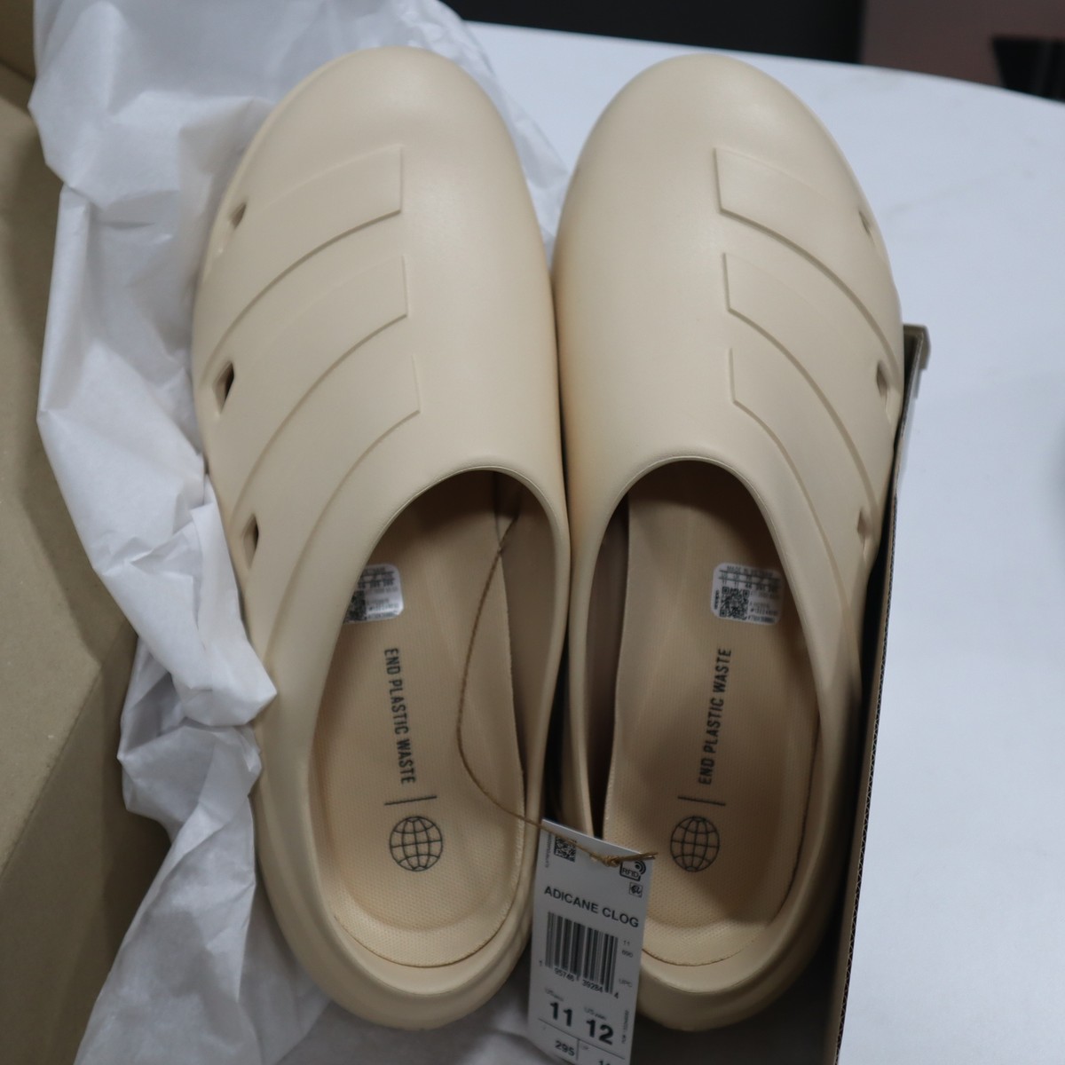 Adidas Unisex-Adult Adicane Clog Slide Sandal Sand Strata 11 