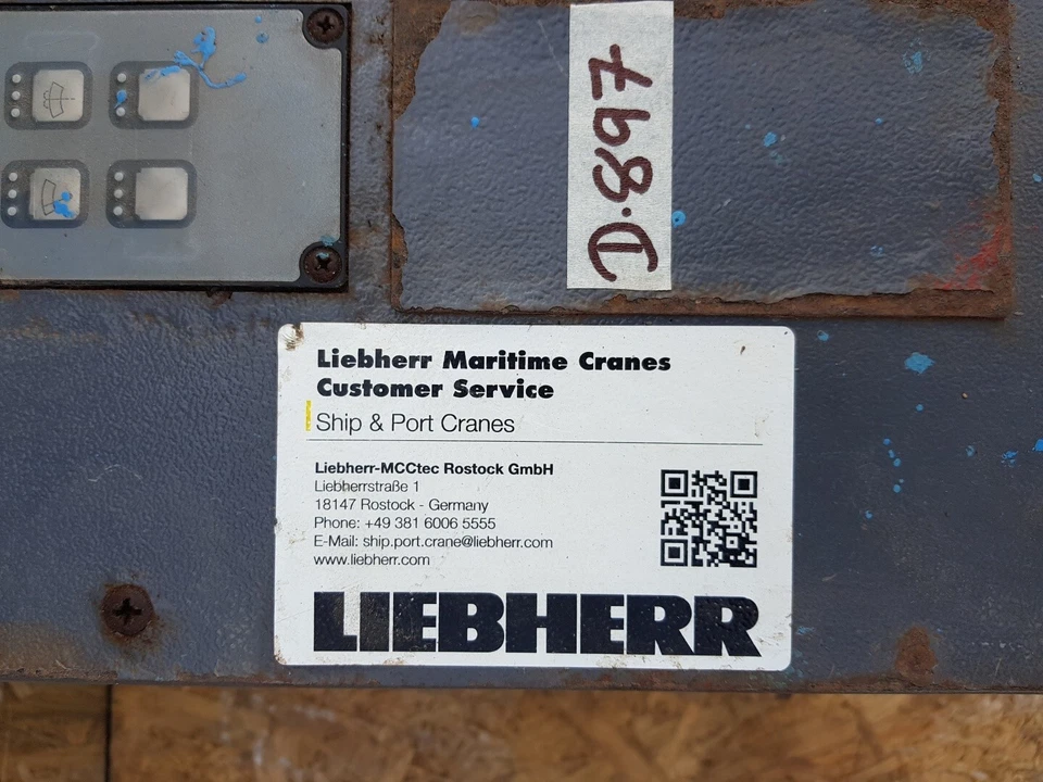 Liebherr Crane Controller Module W/ 10571114 (Joystick), 10446150 PME1 Monitor 5 - Image 4 of 4