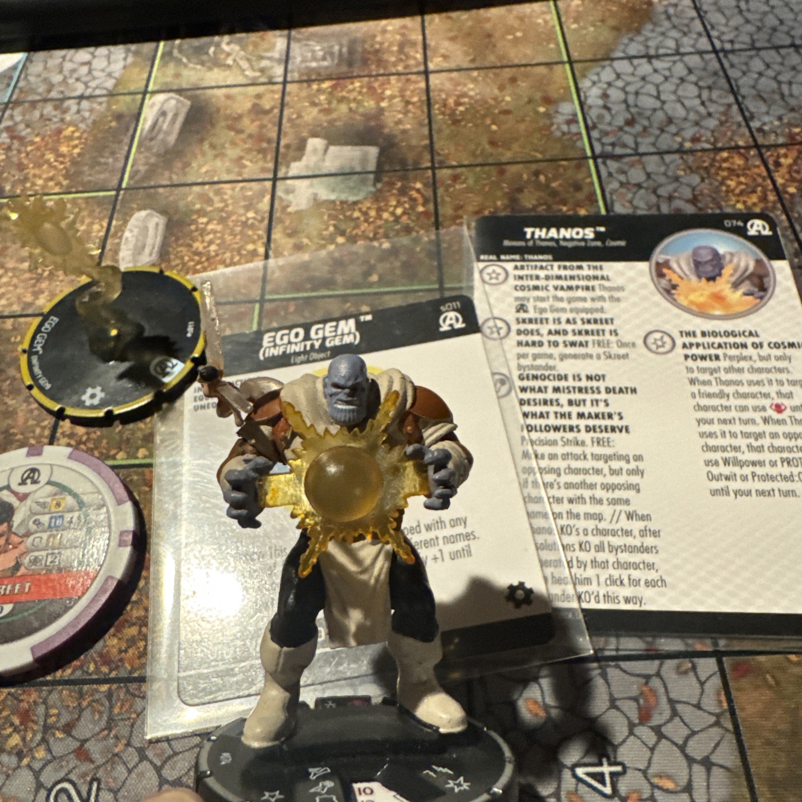 Heroclix Black Panther and the Illuminati set Thanos #074 Ultra Chase w/card! thumbnail 2