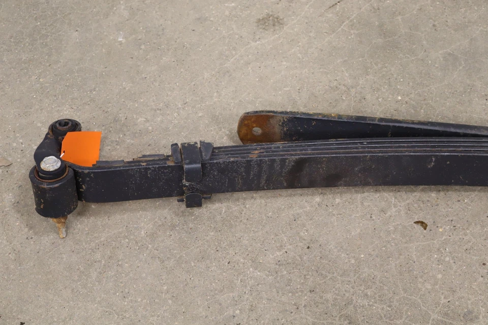 01-10 Chevy GMC 2500HD OEM Rear Leaf Springs Pair Left/Right Southern - Image 2 of 4