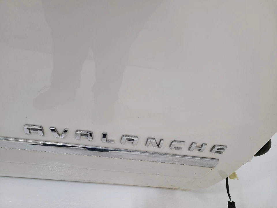 2011 2012 2013 2014 GMC SIERRA 2500 PICKUP Passenger Front Door - Image 2 of 4