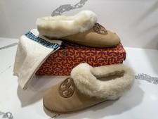 Tory Burch Tan/Beige Suede Shearling Lined Slippers Double T Logo Size 7M-Auth