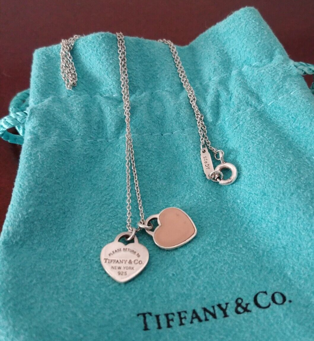 TIFFANY & CO. Return to Tiffany Double Heart Tag Pendant Necklace