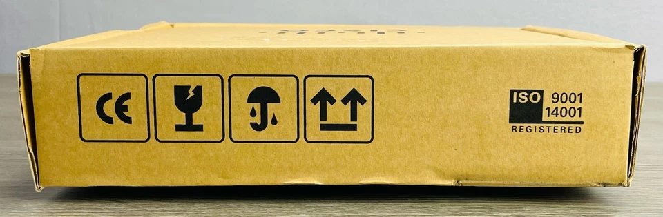 Cisco AIR-ANT2566P4W-R Aironet 2.4-GHz/5-GHz MIMO 4-Element Patch Antenna - Image 4 of 4