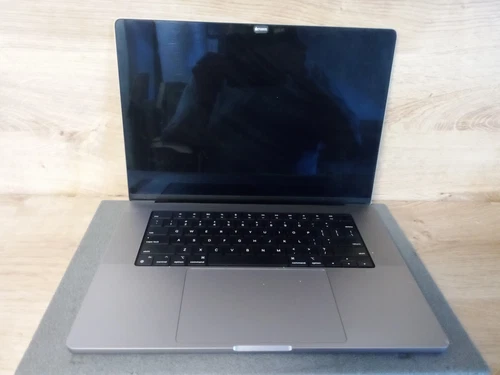 Apple MacBook Pro A2485 M1 CPU / 16 Zoll