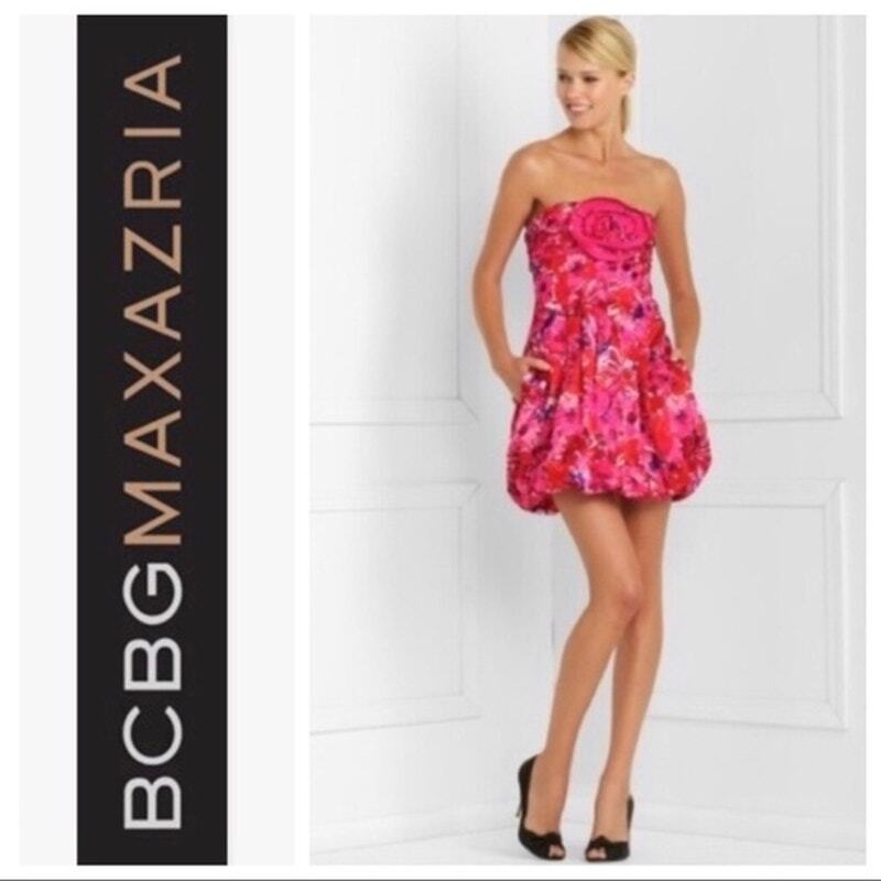 BCBGMaxAzria Strapless Bubble Hem Cocktail Dress Size 2-image