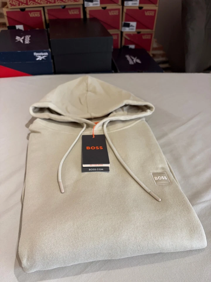BOSS Sweat à capuche homme beige clair logo patch – Taille XL – Neuf avec étique - Photo 1/4