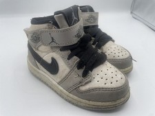 Nike Air Jordan 1 Mid TD 'Light Smoke Grey' Turnschuhe Kleinkind Uk 7 Turnschuhe