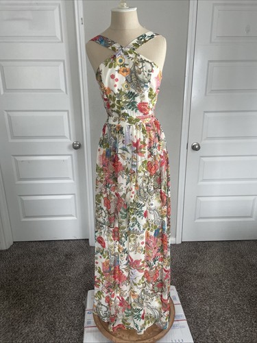 Lulus beautiful Floral maxi dress