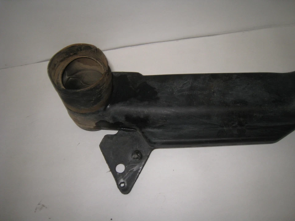 89 POLARIS TRAIL BOSS 250 2X4 DOWN AIR INLET DUCT - Изображение 4 из 4