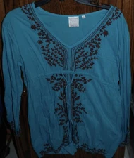 XXL RUNS SMALL NWOT Women's Greater Good Network LS Turquoise Embroidered Tunic