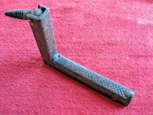 7 EZY CLIMB METAL SCREW IN TREE CLIMBING STEPS, DEER, TURKEY HUNTING ACCESSORIES - Picture 3 of 6