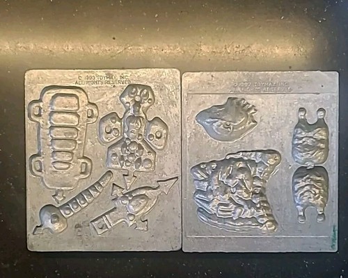 Toy Max Creepy Crawlers Metal Plate Skeleton Skull Halloween 12 Molds (B3-H16) - Picture 7 of 8