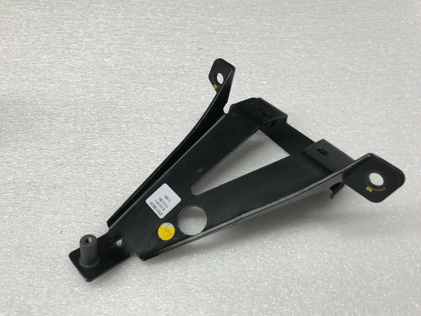 LAMBORGHINI AVENTADOR FRONT LEFT DRIVER FENDER BRACKET MOUNT OEM 470823663B