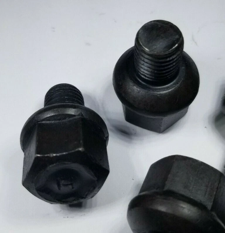 JUEGO 5 PERNOS DE TUERCA 14MM X 1.5 VOLKSWAGEN T1 BUG BEETLE 1968-1979 (T2 BUS 1950-1970) Foto 2 de 2