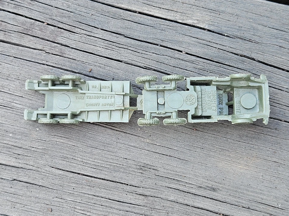 MPC Mini Vehículo Militar Segunda Guerra Mundial Juguete de Plástico Gran Bretaña Tanque PM y Transportador Foto 4 de 4