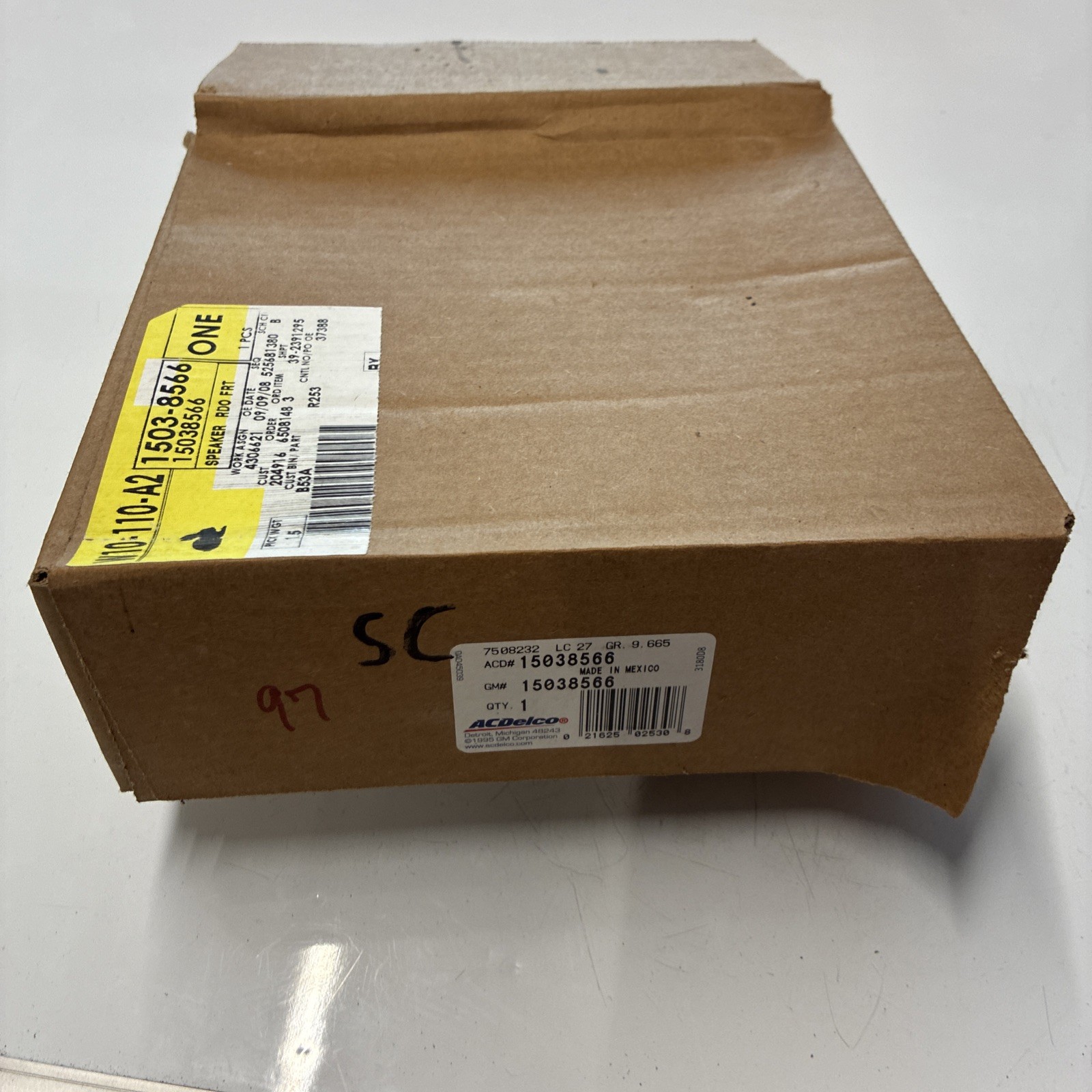 GM 15038566 Front Door Speaker OEM Genuine Audio Sound System Radio Component 