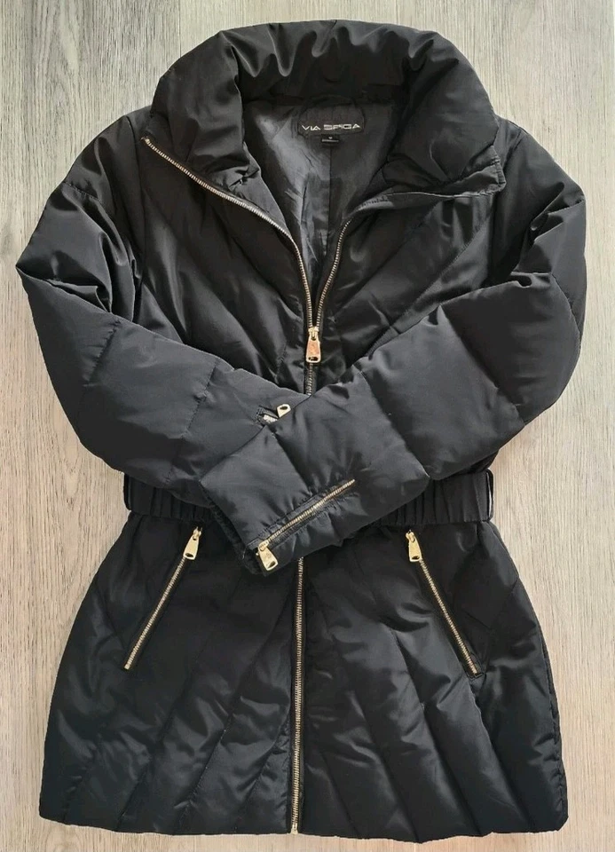 Abrigo acolchado Via Spiga para mujer negro con cinturón talla S dorado cremallera chaqueta de invierno Foto 2 de 4