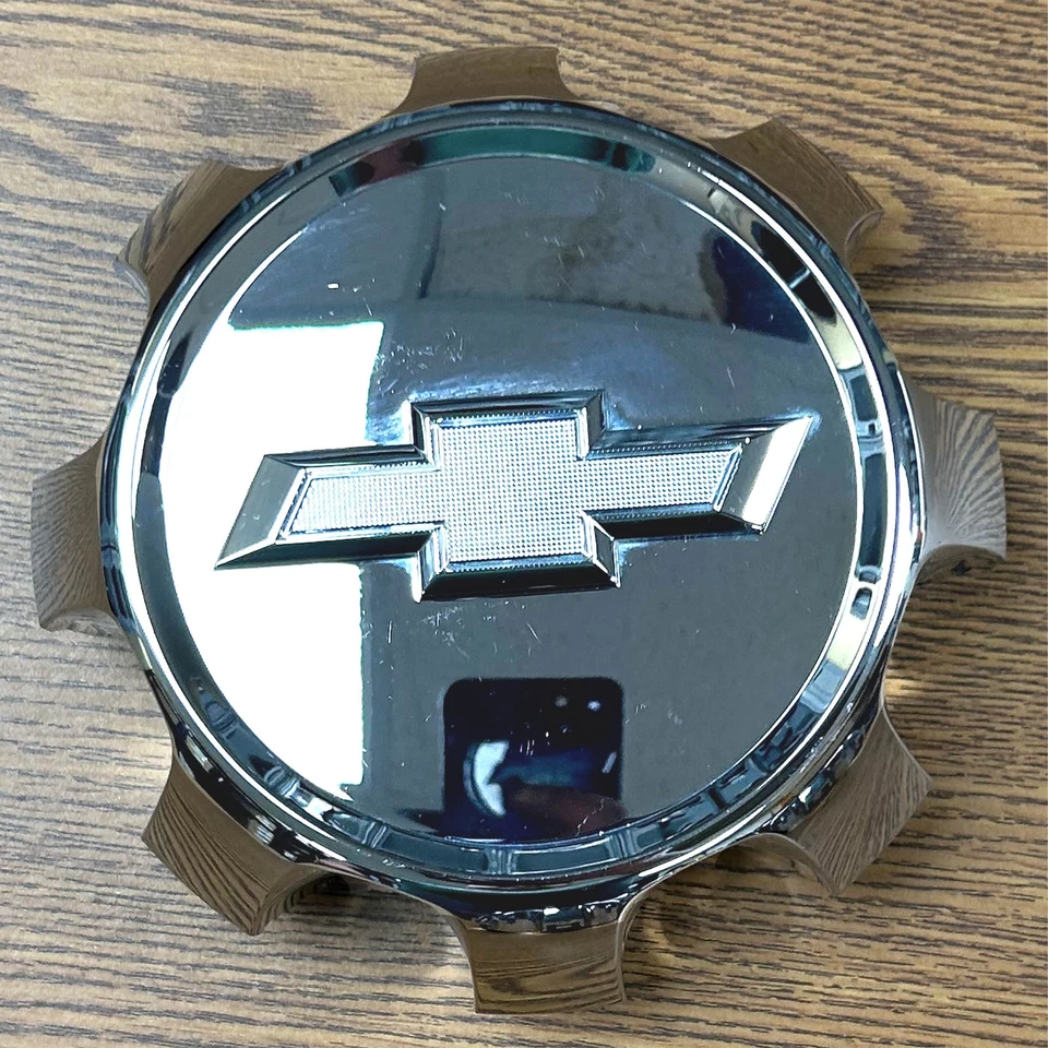 7" Chevrolet Silverado 2500, 3500 SRW Chrome OEM Center Cap #84776571 set - Изображение 2 из 2