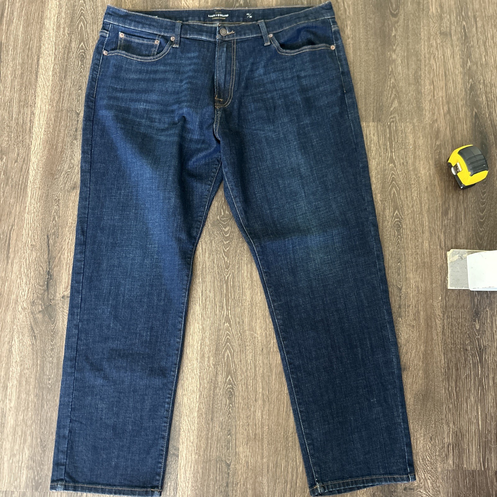 Men's Size 40x30 Dark Wash 221 Straight Fit Stretch Denim Mi