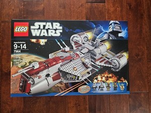 LEGO Star Wars: Republic Frigate (7964) - Mint Condition, Sealed, Free Shipping