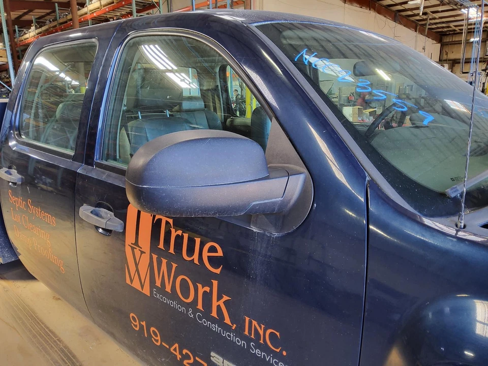 Espejo retrovisor de puerta derecho usado se adapta a: Chevrolet Silverado 3500 2008 camioneta manual vela mo Foto 2 de 4