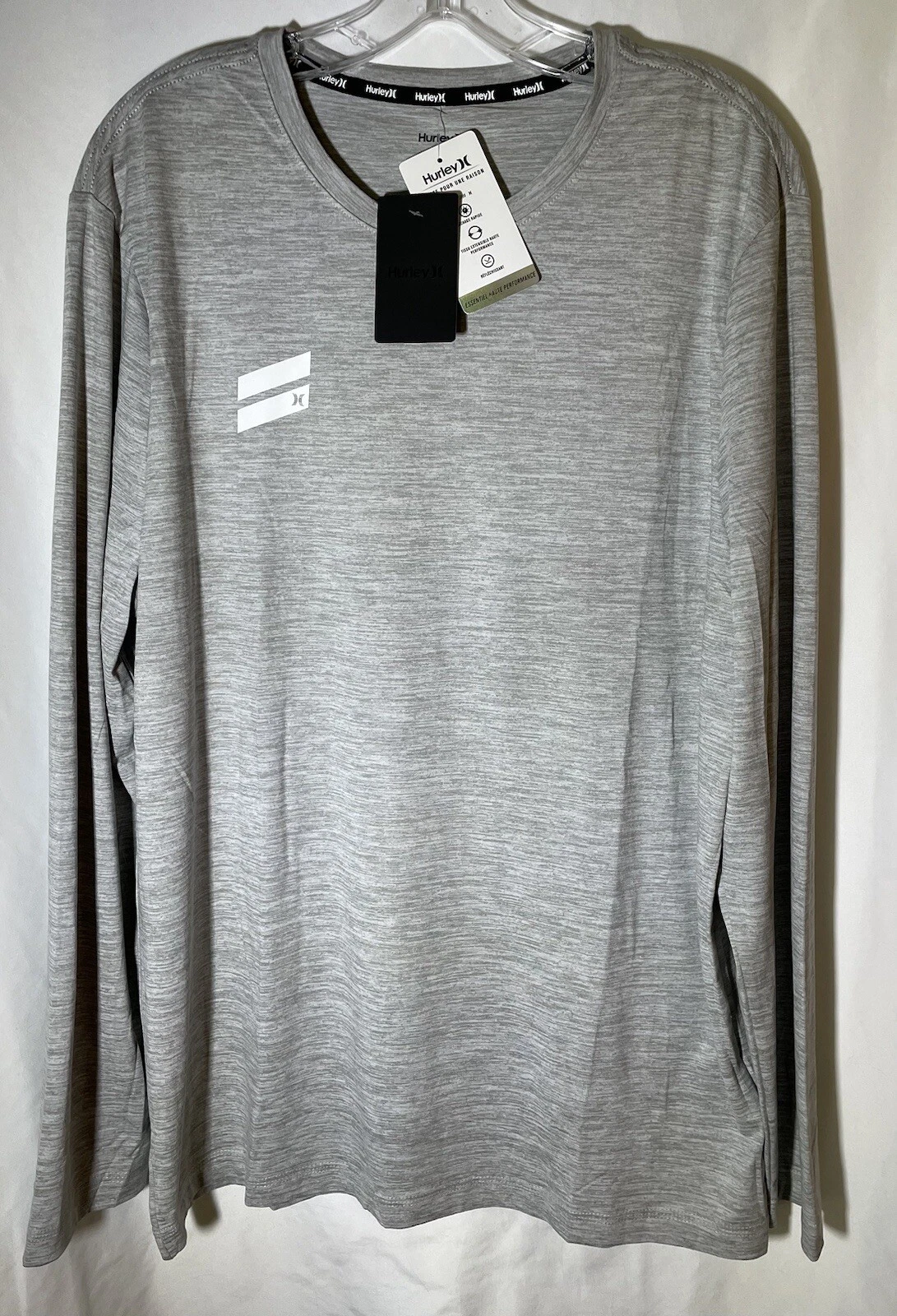 Hurley NWT Men’s (L) Performance Essentials Reflective Gray Crew Neck Shirt.
