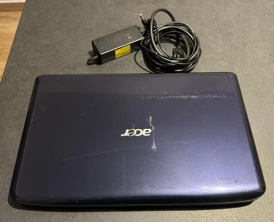 Acer Aspire 5738G-664G32MN (Intel T6400 + Ram 4GB + HDD 120GB) - Immagine 2 di 4