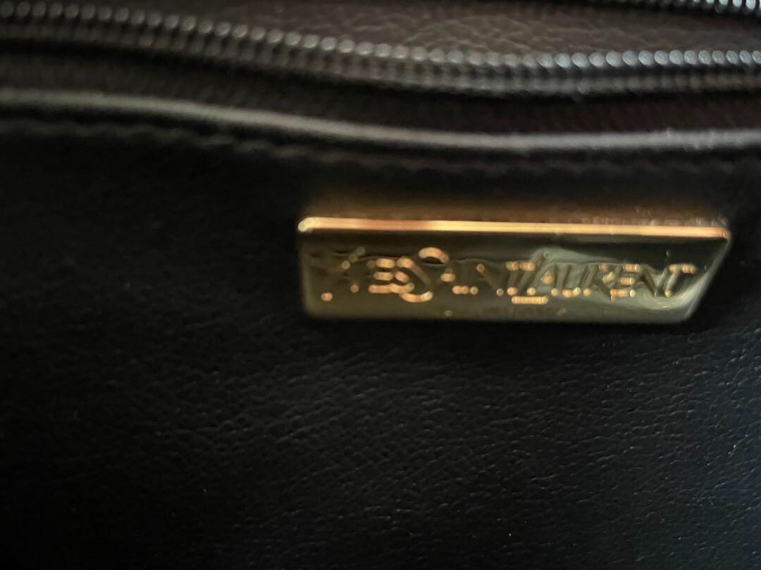 Borsa a tracolla Yves Saint Laurent Y Cut Out Charm nera arancione pelle donna usata