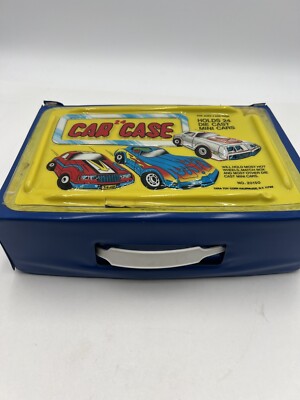 Vintage 24 Car Case With Tray By Tara Toy Corp. Model 20150 Die