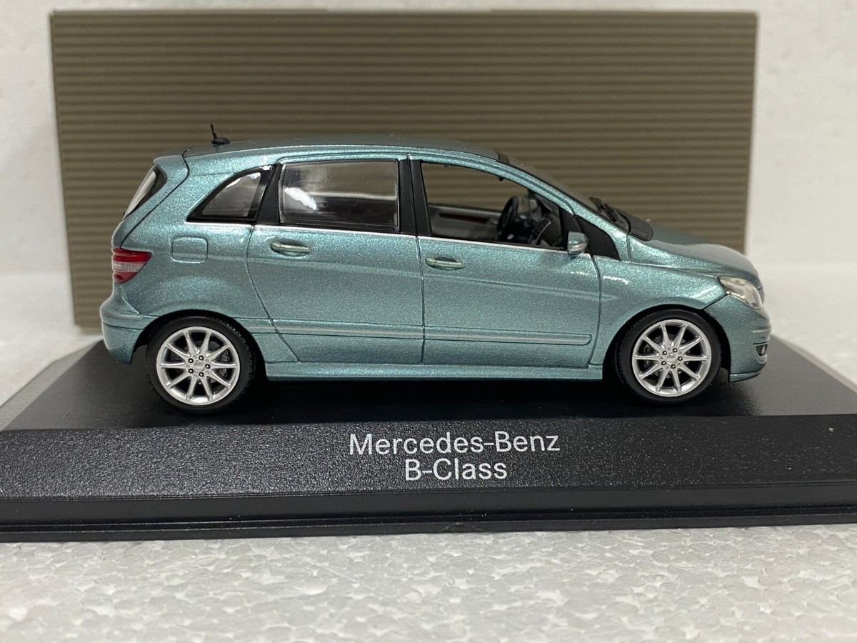 ミニチャンプス】メルセデスベンツC-Class DTM M.Hakkinen Mercedes