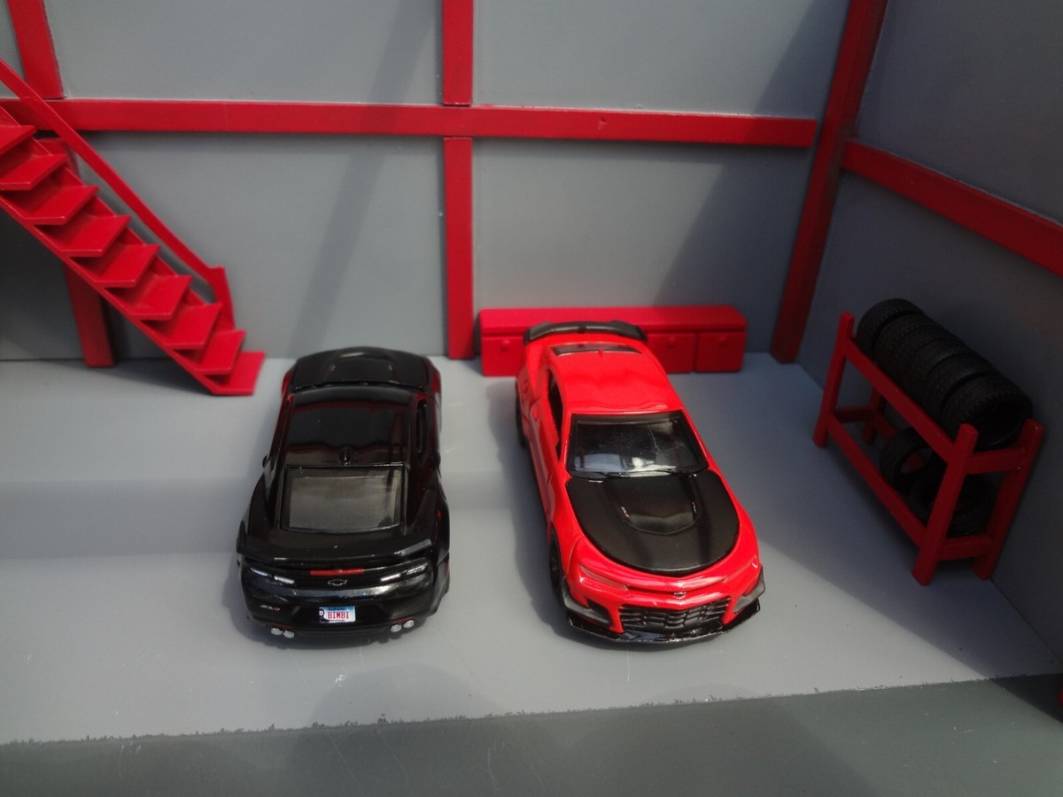 ☆ 1/64 Garage Item M 1:64 scale Mechanic Garage Diorama Gray & Red cars are not
