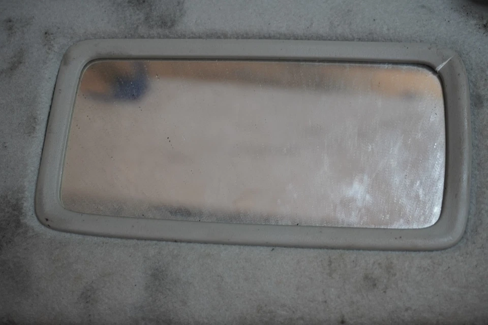 GMC Canyon 2007 2008 2009 2010 lado del pasajero diestro parasol OEM 1 pieza 8052192 Foto 4 de 4