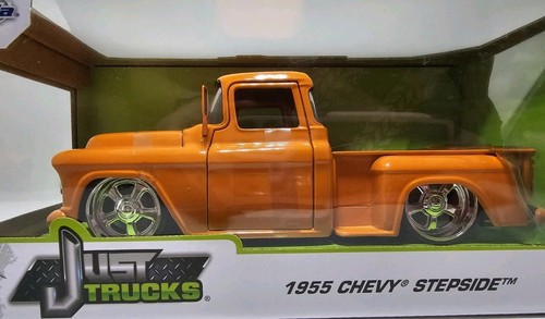 Jada 1/24 Just Trucks 1955 Chevy Stepside Orange. - Picture 2 of 9