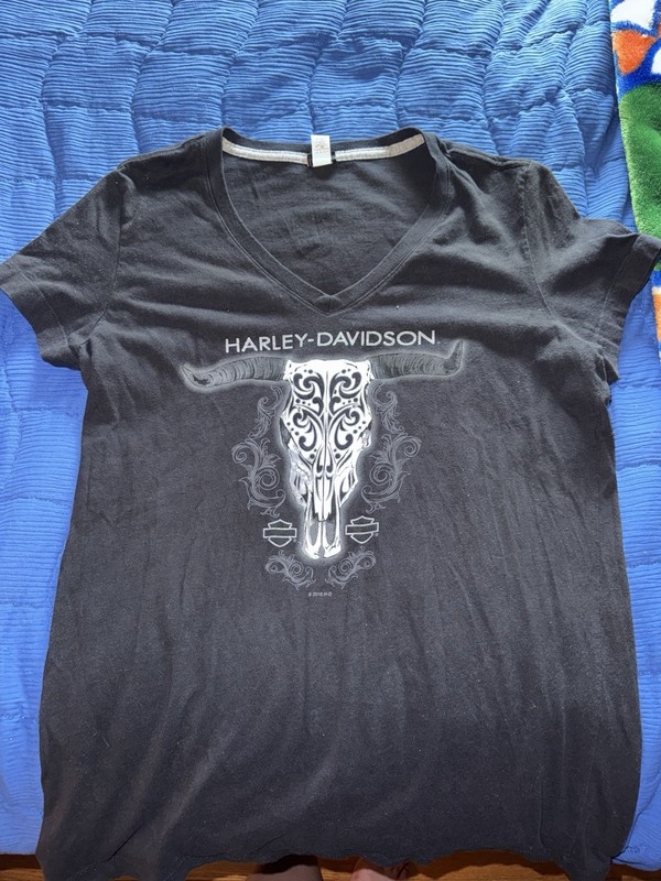 Harley Davidson Women’s Large Black Shirt