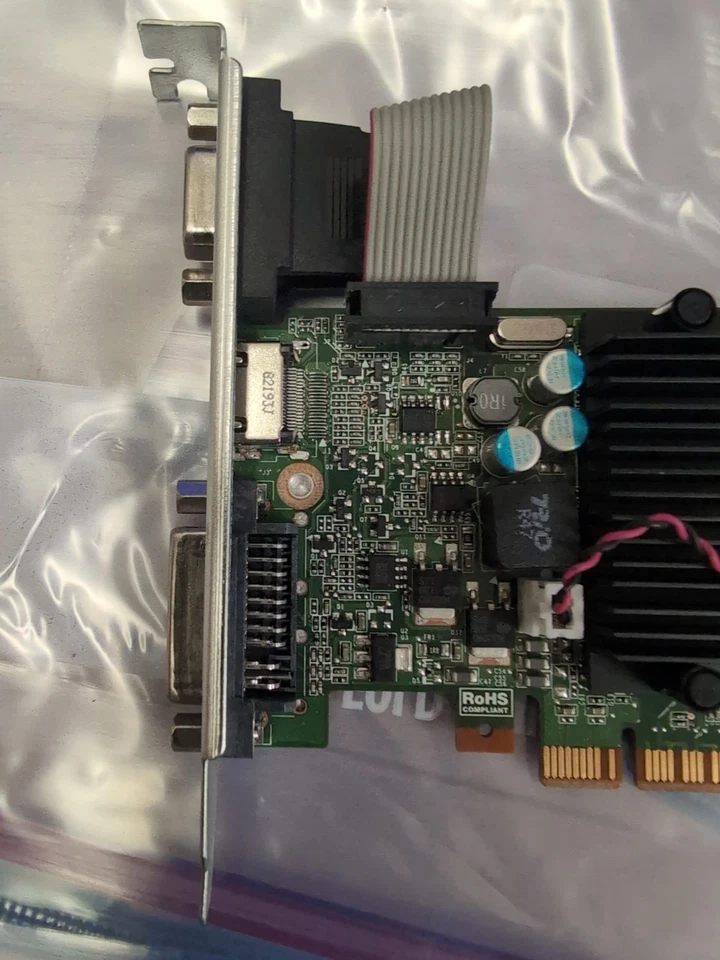 Nvidia V270 Ver 1.0 P1310 (NVA-P1310-000, 067V23 M017004BS2080-02) Video Card - Image 2 of 4