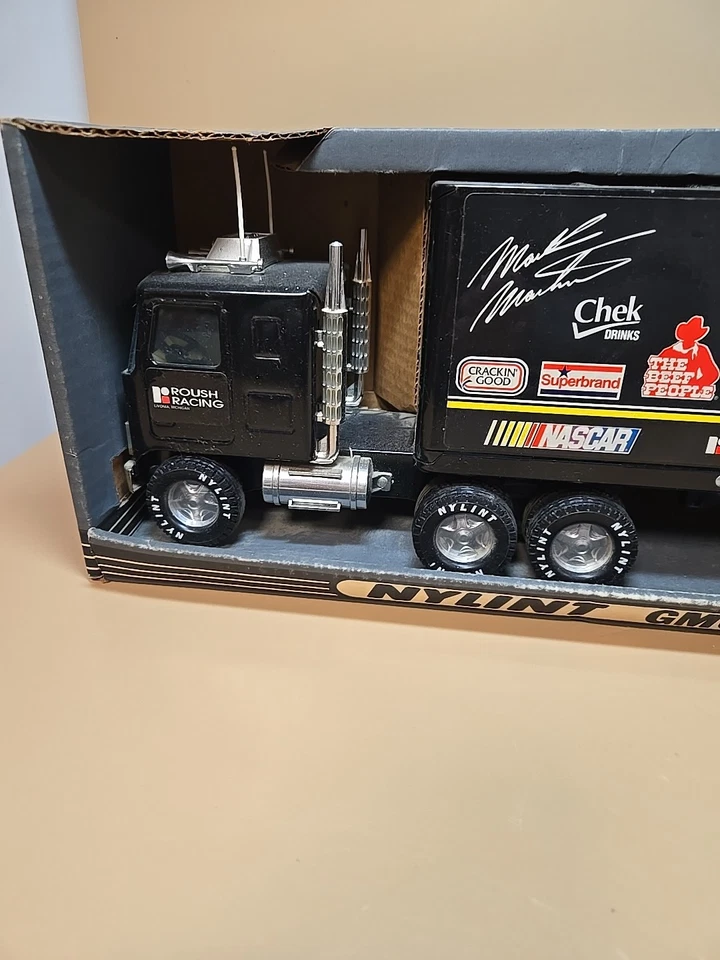Nylint GMC 18-Wheeler Mark Martin #60 Winn-Dixie NASCAR Truck Tractor Trailer - Image 2 of 4