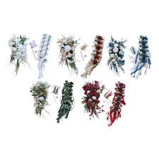 Décoration de Voiture pour Mariage avec Fleurs Synthétiques et Accessoires