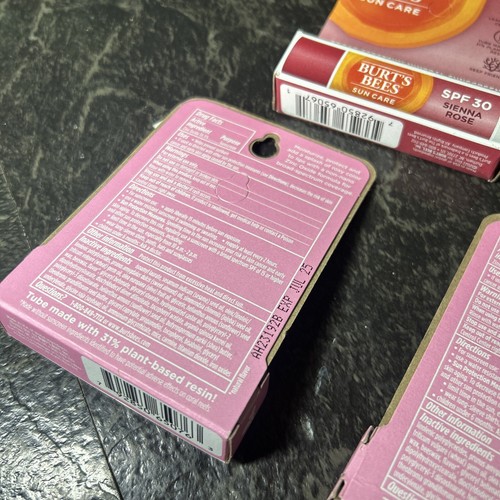 BURT'S BEES LIP BALMS 3 Packs 0.15 oz/4.2 NEW - Picture 2 of 4