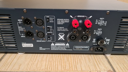 Pronomic TL-1200 PA-Endstufe Leistungsverstärker 2x2400W - Bild 9 von 10