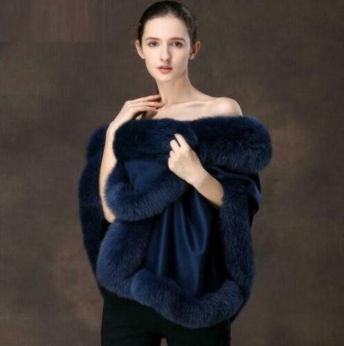 Poncho envolvente de cachemir con cuello de piel vestido de novia cóctel - Imagen 16 de 17