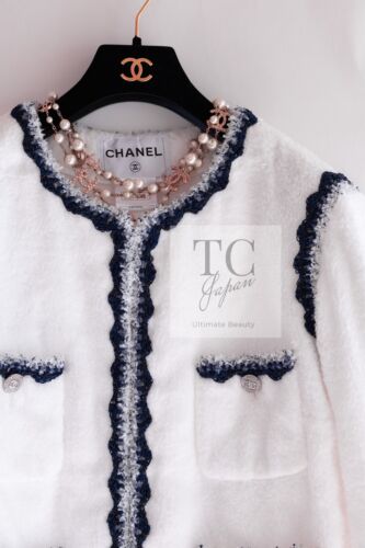 CHANEL 12C White Blue Black Line Trim Cut Pile Jacket by Karl Lagerfeld 40 42 - Picture 9 of 24