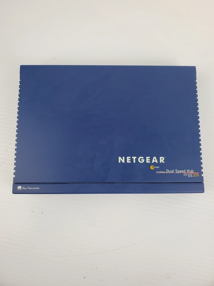 NETGEAR DS309 Ethernet Hub 8 Inputs - Input 100-240VAC - 50-60Hz - 0.35A Max - Image 2 of 4