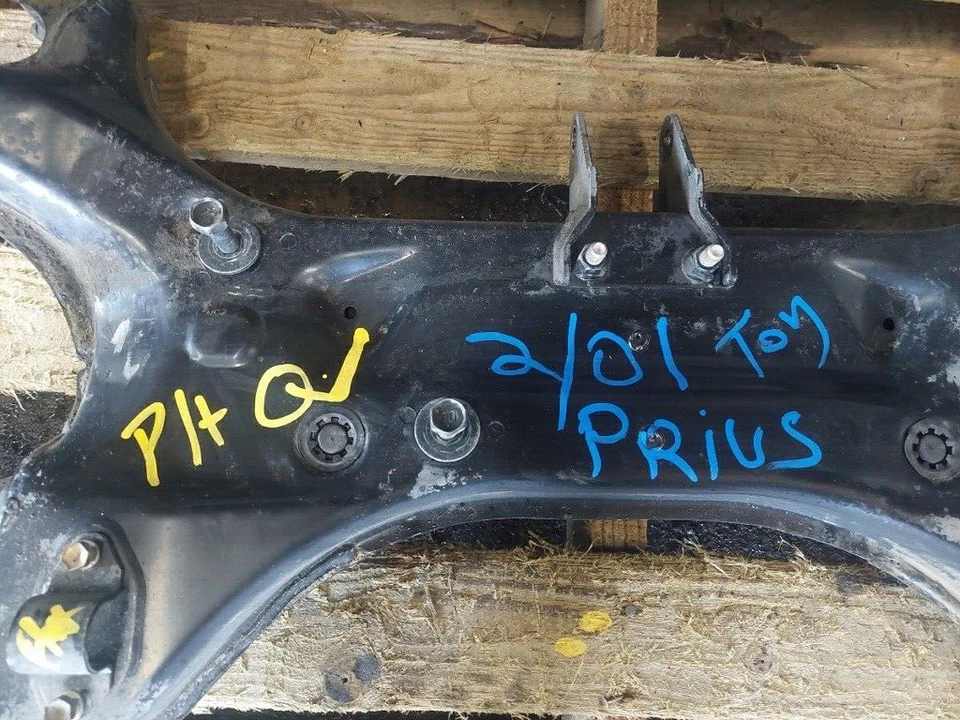 2001-2003 Toyota Prius Front Suspension Crossmember K Member Subframe Cradle - Imagem 2 de 4