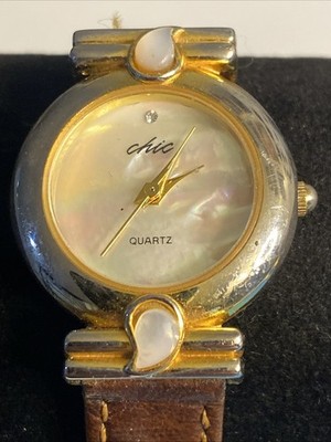 Chic Brand Novelty Quartz Analog Watch Mother of Pearl Face New Battery
