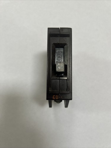 WADSWORTH 20 AMP SINGLE POLE 120 VOLT CIRCUIT BREAKER METAL FEET TESTED