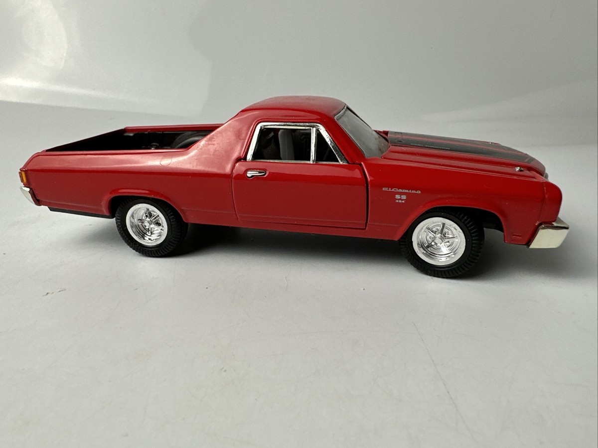 No536 ミニカー1/18箱無し CHEVROLET EL CAMINO SS Motor Ma/24 Scale 79347 - 1970 Chevrolet EL Camino SS 396