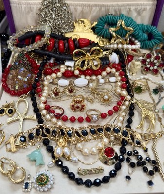 Vintage Estate Costume Jewelry Lot! AVON, MONET  and more!