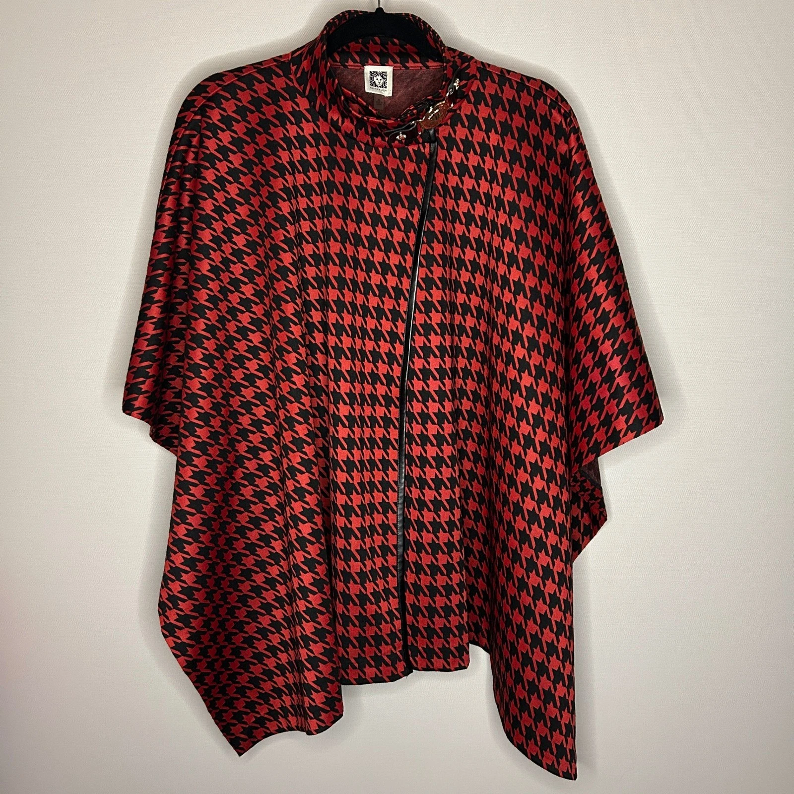 ANNE KLEIN Red Black Houndstooth Poncho Cape Lion Faux Leather Trim Women Medium