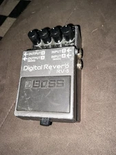 Boss RV-3 RV 3 Digital Reverb/Delay Guitar Effect Pedal